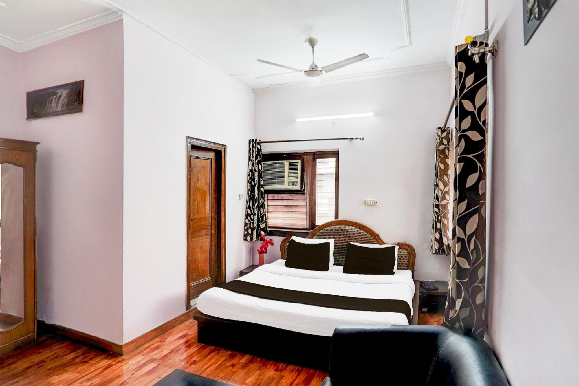 Super Hotel O Krishna Nagar Chowk Near Ongc Dehradun Exterior foto